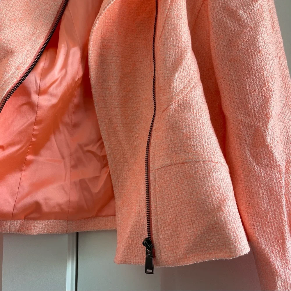Tweed soft peach zip front jacket - Picture 3 of 9